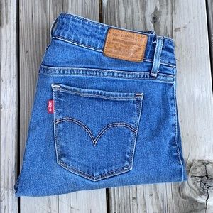 Levi’s 711 Skinny Jeans Women’s size 28 Blue Denim